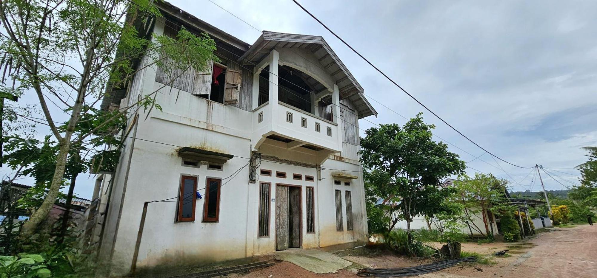 Kia Homestay Banggai Kültér fotó